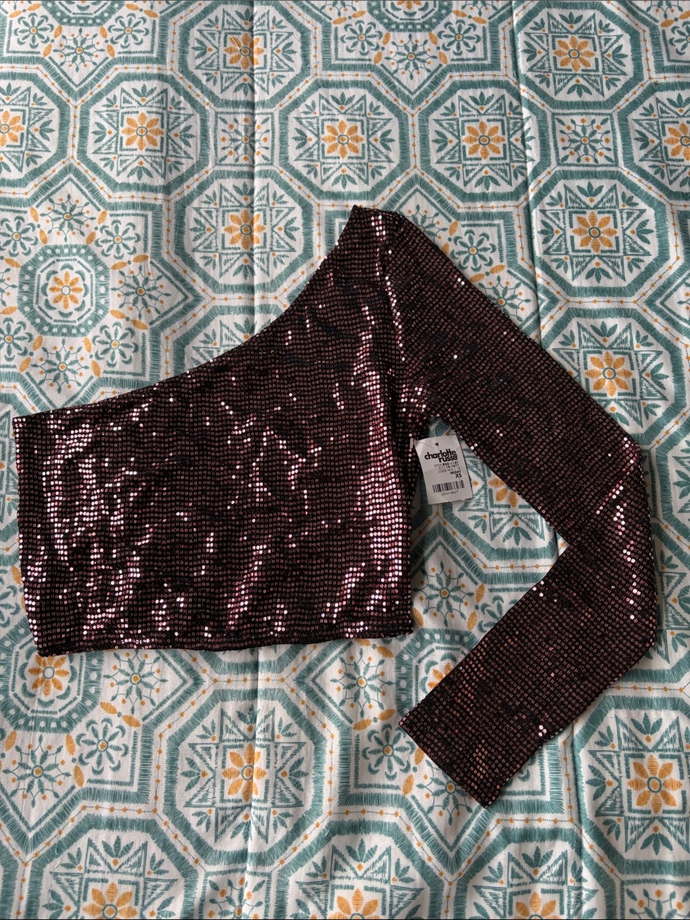 Charlotte Russe One-Shoulder Sequin Crop Top